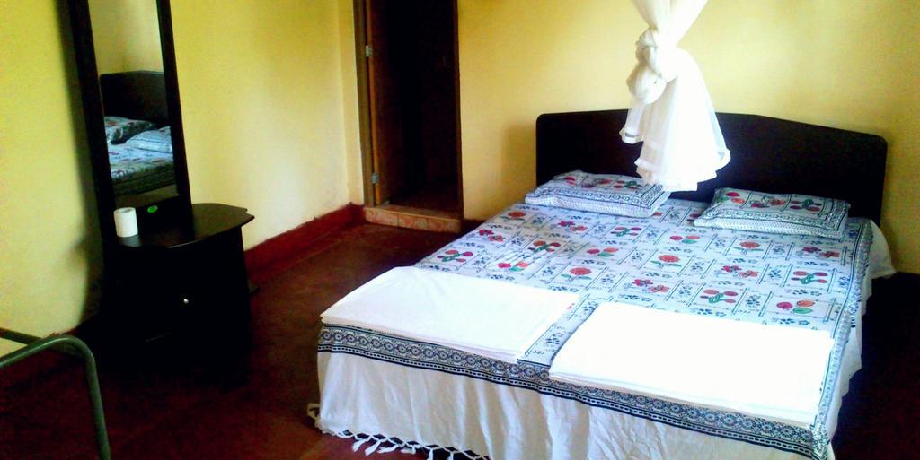 Haniffas Holiday Inn Kandy Zimmer foto