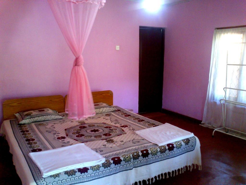 Haniffas Holiday Inn Kandy Zimmer foto